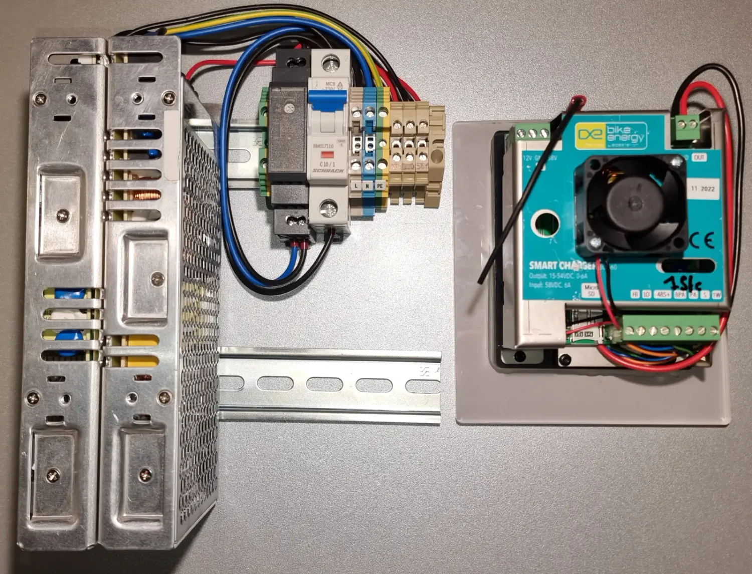 Bike Energy CH10 Charger-Einheit mit Netzteil