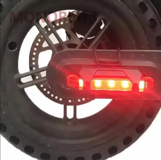 Monorim MB9 Rücklicht LED für Xiaomi E-Scooter